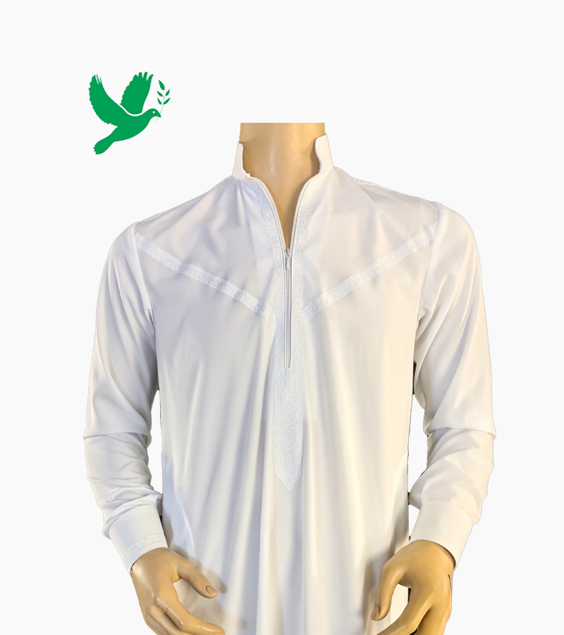 Main image of White Omani Style Thobe with Zipper Collar and Embroidery Elegant Muslim Attire